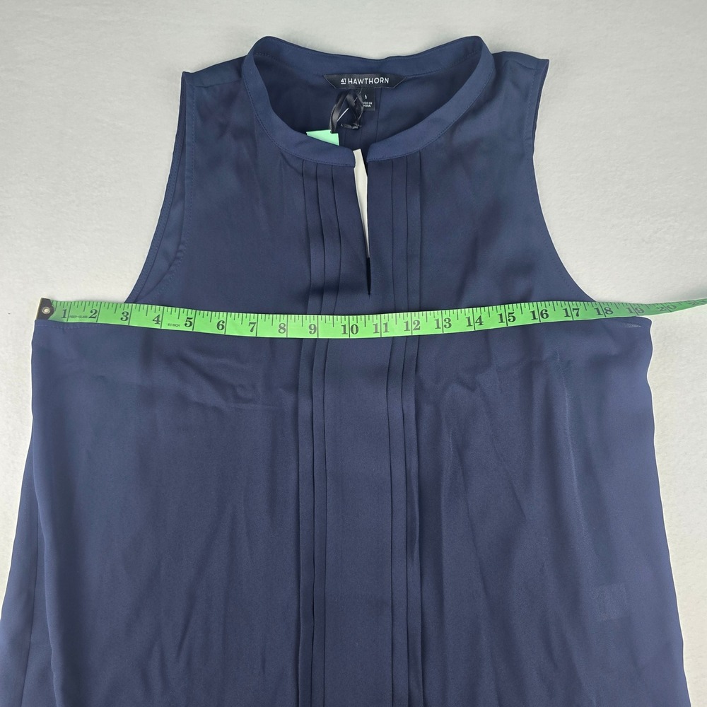 41 Hawthorn -1638 NWT Breyson Pleated Detail Navy Blue Sleeveless Blouse Top L - Picture 8 of 9